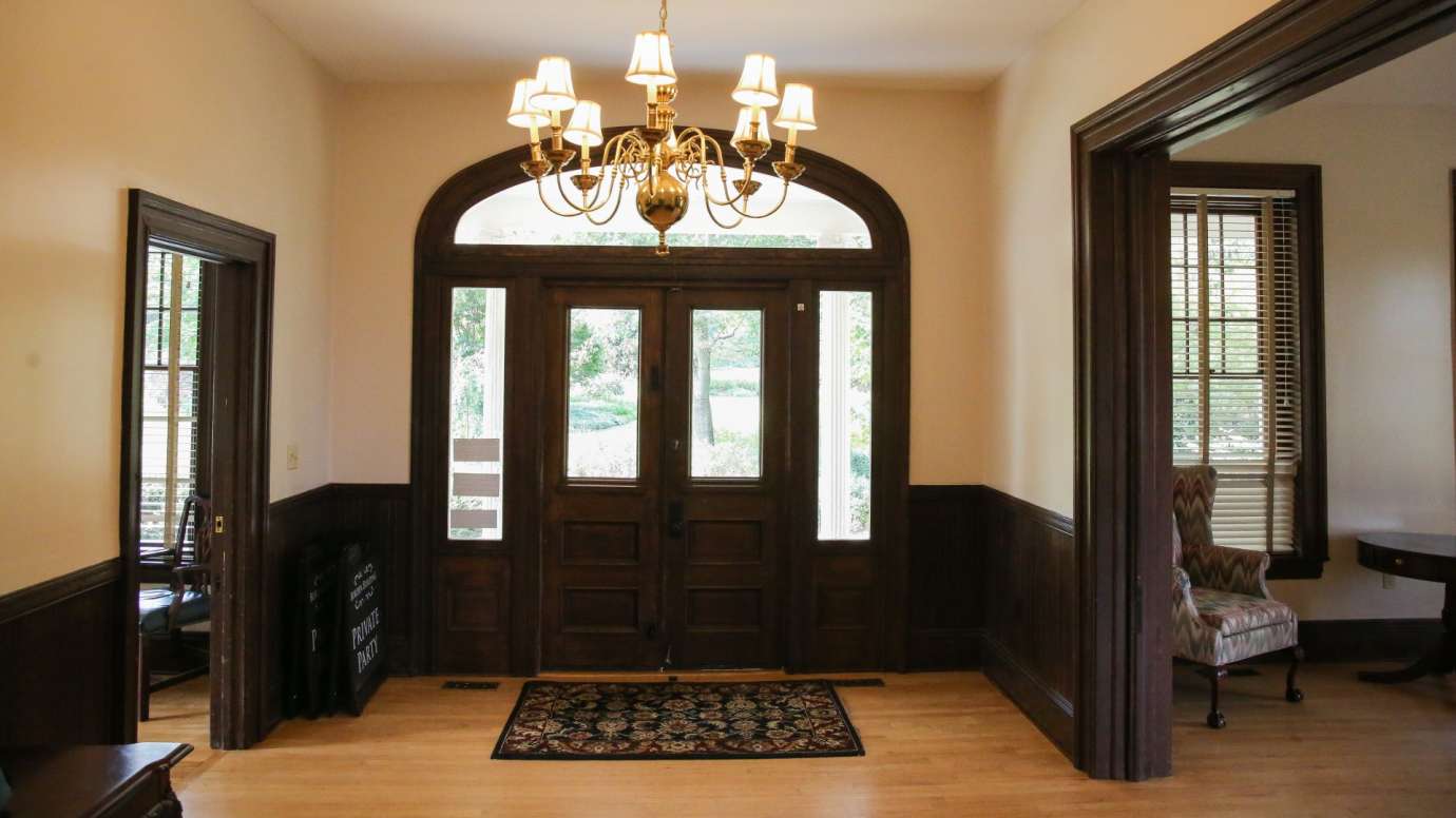 The interior entrance of the Borden Building 