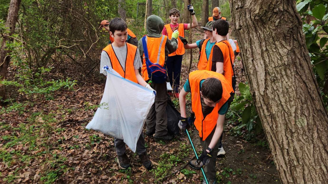 Boy Scout Troop 214 Cleanup Volunteers